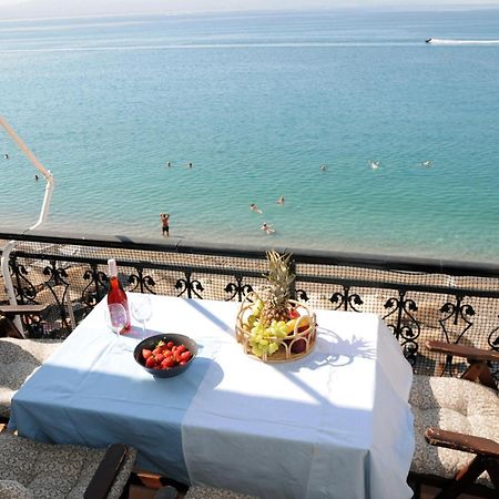 Amazing Condo By The Beach Loutráki Zewnętrze zdjęcie
