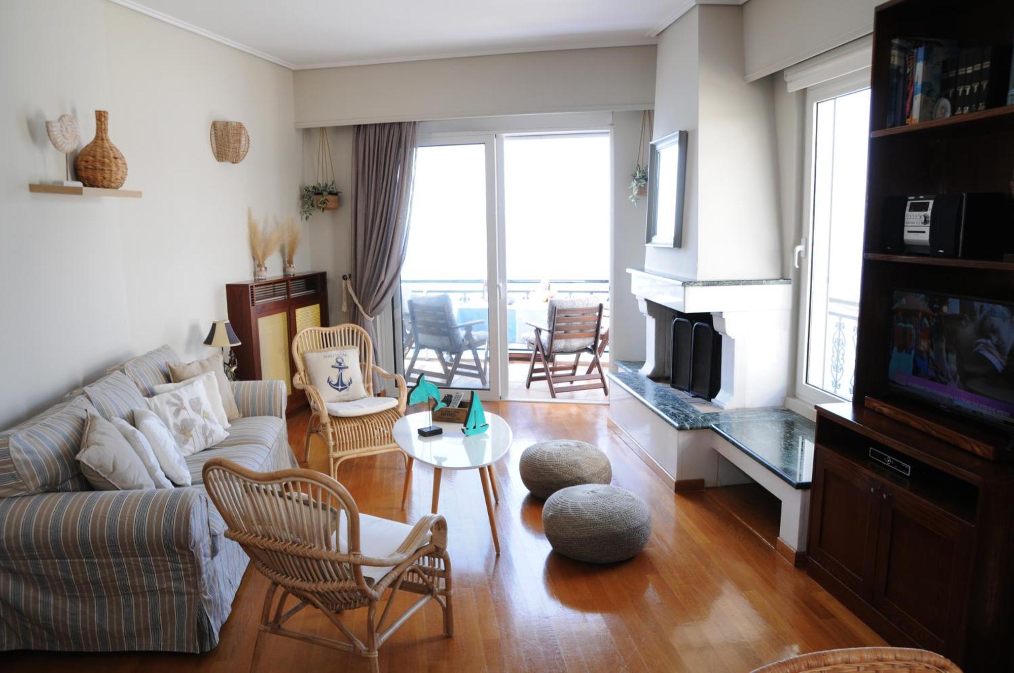 Amazing Condo By The Beach Loutráki Zewnętrze zdjęcie